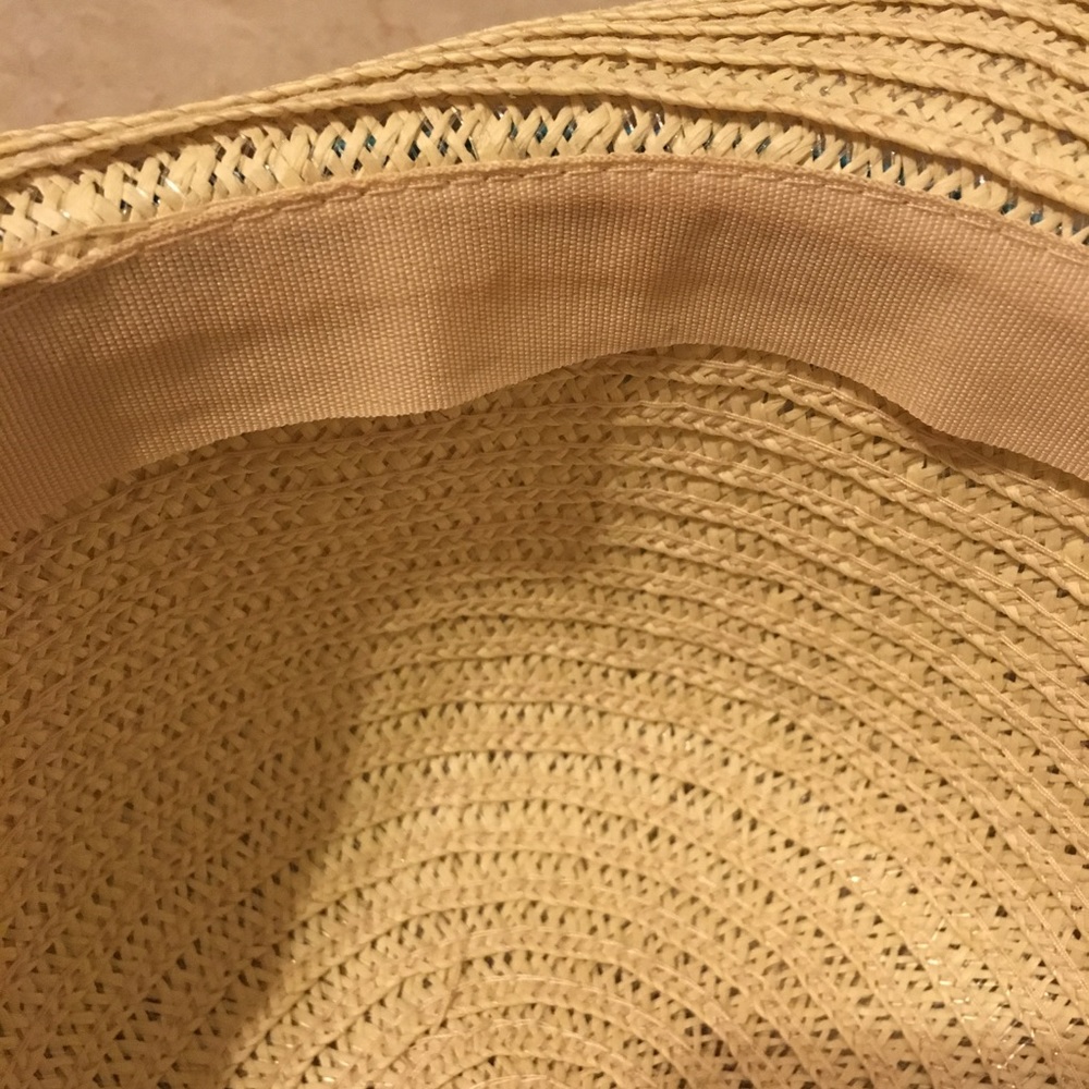 Floppy hat - Picture 3 of 3